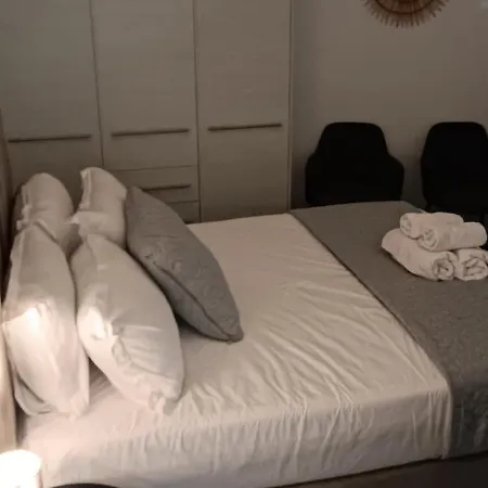 By The Oceam Luxury Piraeus
