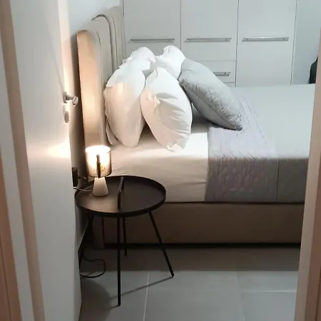 By The Oceam Luxury * Piraeus