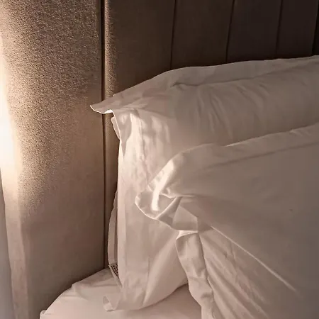 By The Oceam Luxury Apartment Piraeus